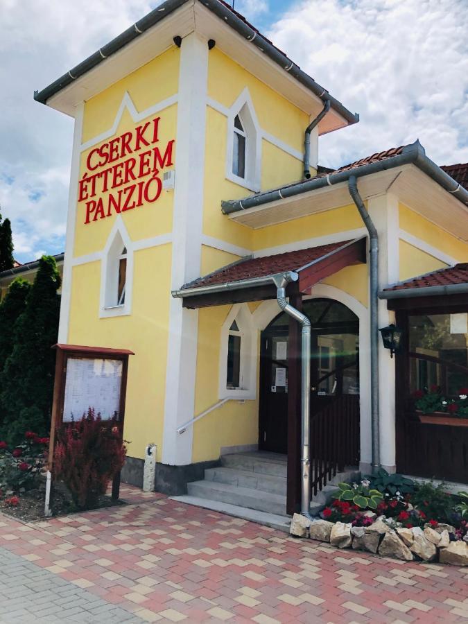 Melania Vendeghaz Hotel Balatonfokajar ภายนอก รูปภาพ